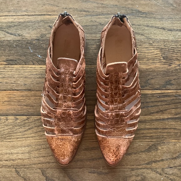 Chic Leather Loafers 🤎 - Picture 1 of 6